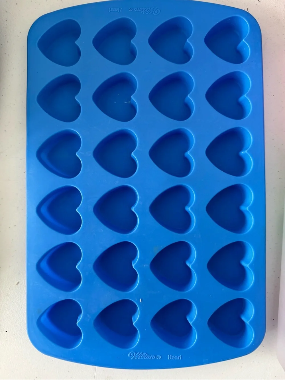 Wilton Silicon Mold- 24 cavity heart